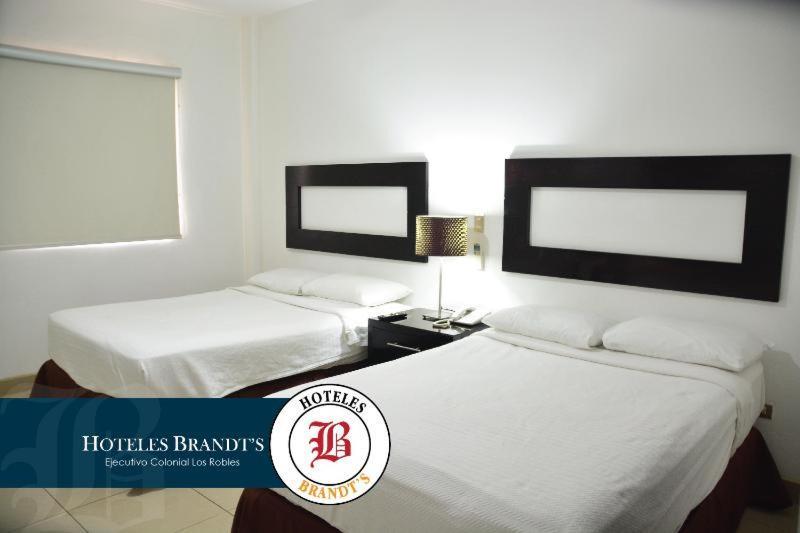 Brandts Ejecutivo Robles Hotel *