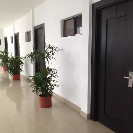 Hotel Brandts Ejecutivo Los Robles Managua Exterior photo