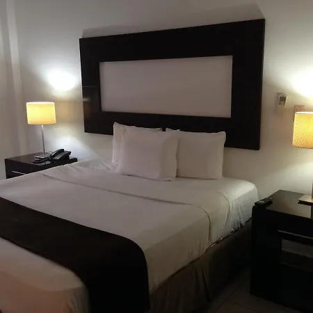 Hotel Brandts Ejecutivo Los Robles Managua Exterior photo